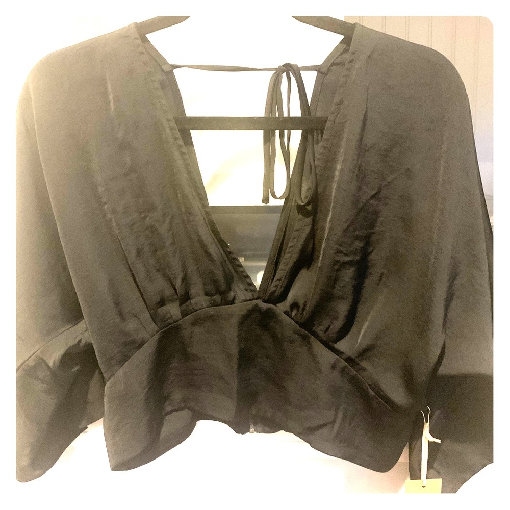 FOREVER 21 SHIRT